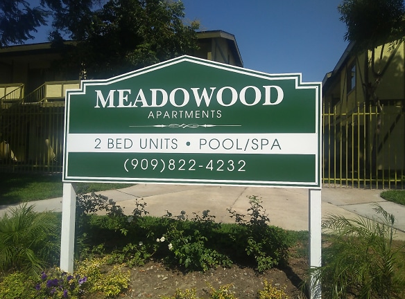 Meadowood Apartments - Fontana, CA
