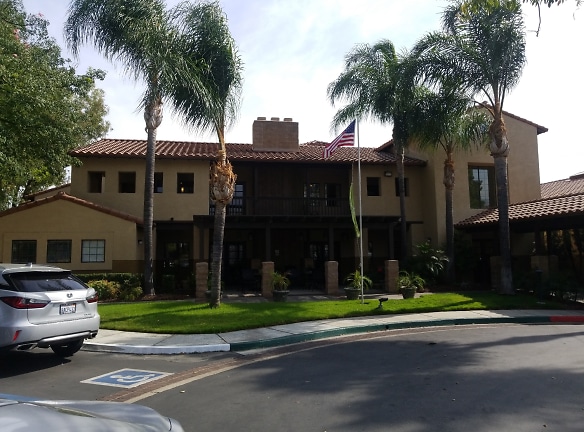 Atria Del Rey Apartments - Rancho Cucamonga, CA