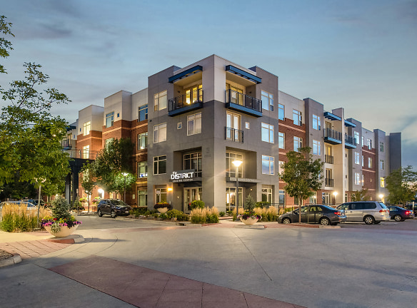 The District By Windsor Apartments - Denver, CO