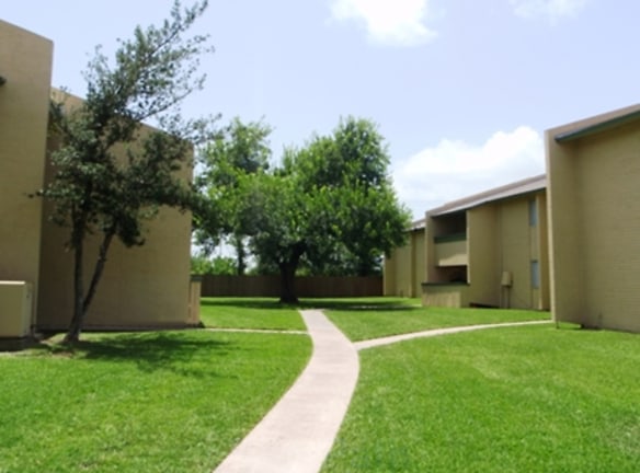 Savan Villa - Texas City, TX