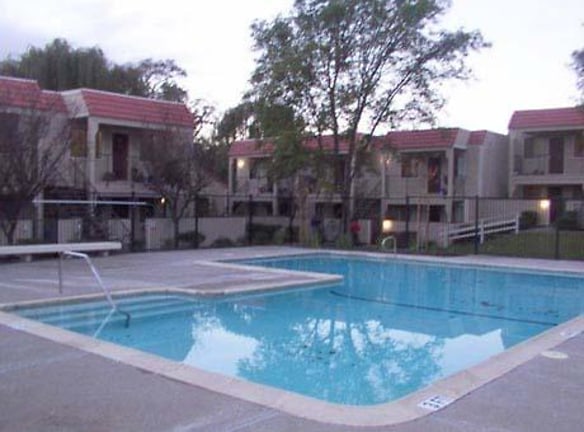Park Sienna Apartment Homes - Napa, CA