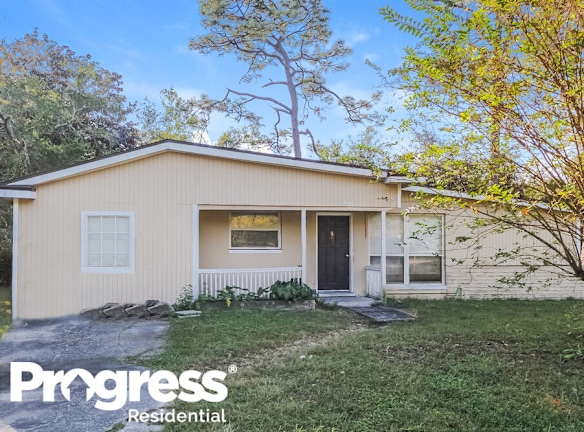 7948 Chateau Dr S - Jacksonville, FL