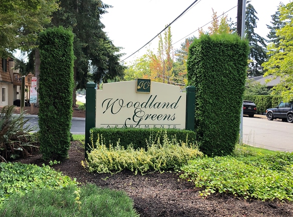 Woodland Greens Apartments - Lynnwood, WA