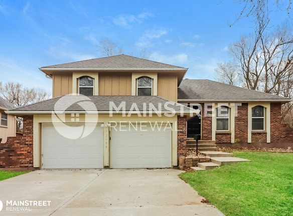 12008 Smalley Ave - Grandview, MO