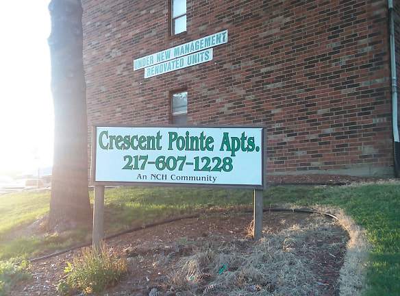Crescent Pointe Apartments - Champaign, IL