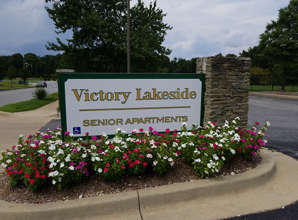 Victory Lakeside Apartments - Waldorf, MD