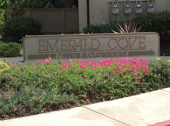 Emerald Cove Apartments - Huntington Beach, CA