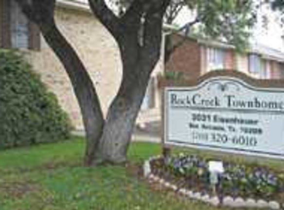 RockCreek Townhomes - San Antonio, TX