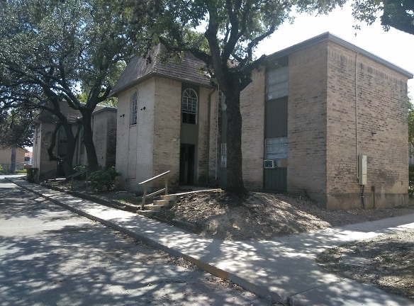 Pepperidge Apartments - San Antonio, TX