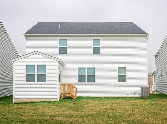 205 Whitetail Trail - Johnstown, OH