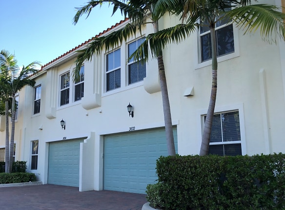 Villas On Antique Row Residential Apartments - West Palm Beach, FL