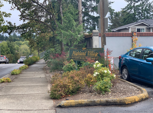Highland Village Apartments - Bellevue, WA