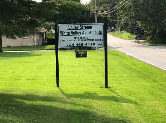 Valley Stream Apts Apartments - Delmont, PA