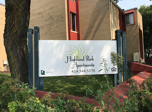 Highland Park Apartments - Milwaukee, WI
