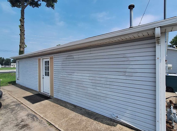 639 E South St - Martinsville, IN