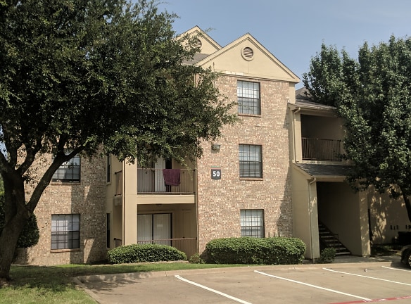 University Village Apartments - Richardson, TX