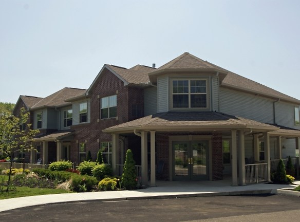 Pershing House Apartments - Lancaster, OH