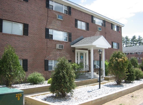 Meadowbrook Apartments - Concord, NH