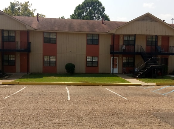 Southwest Village Apartments - Jackson, MS