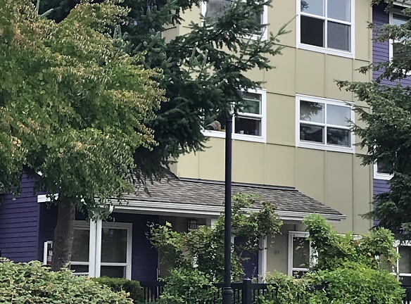Salmon Creek Apartments At Greenbridge - Seattle, WA