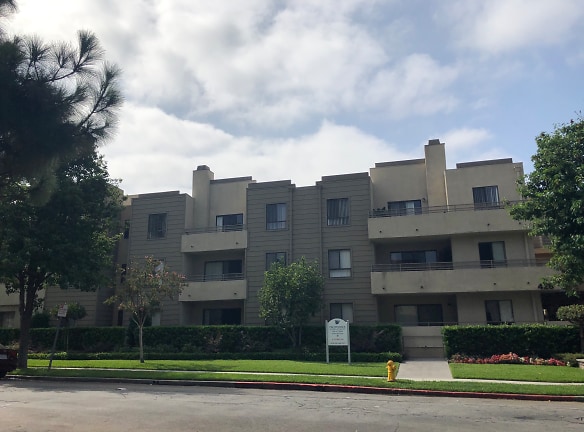 New Galleria Villas Apartments - Glendale, CA