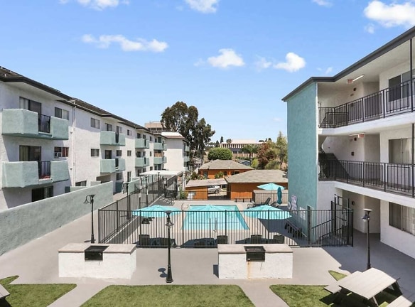Queen Street Apartments - Inglewood, CA