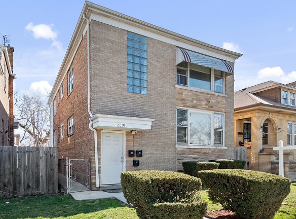 2619 N Mobile Ave #2 - Chicago, IL