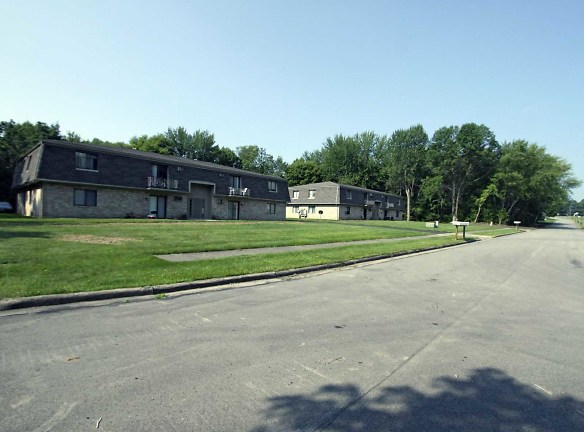 North Road Apartments - Warren, OH