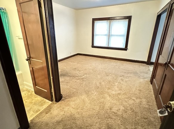 625 W Maple Ave unit 3 D - Independence, MO