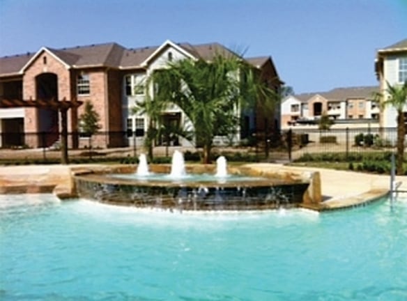 Crown Forest Apartments - Lufkin, TX