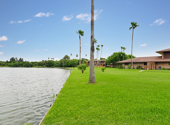 Lakeside Apartments - Brownsville, TX