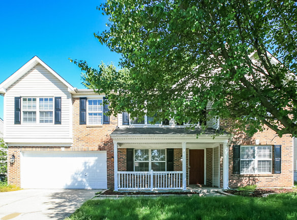 1446 Hillcot Ln - Indianapolis, IN