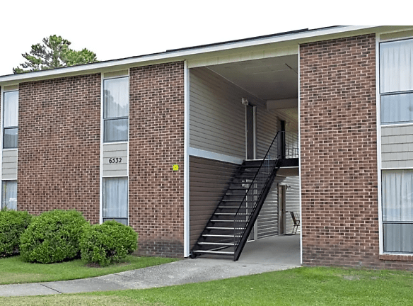 Summertime Apartments - Fayetteville, NC