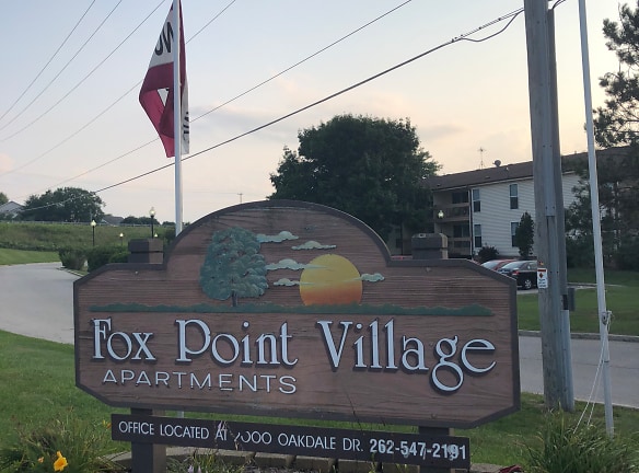 Fox Point Village Apartments - Waukesha, WI
