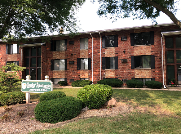Camelot Apartments - Schererville, IN