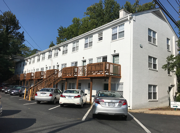 Woodrow Apartments - Charlottesville, VA