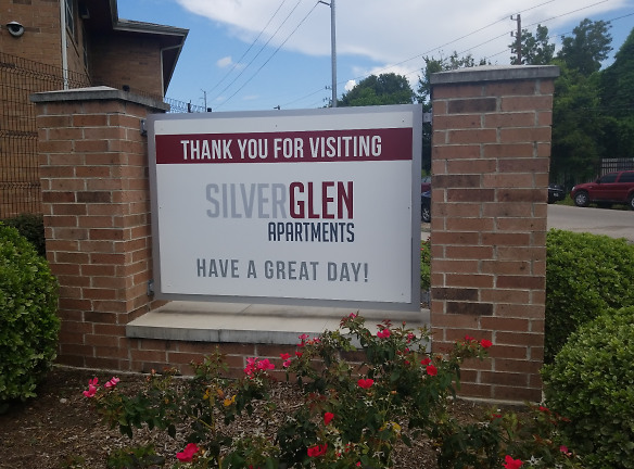 Silver Glen Apartments - Houston, TX