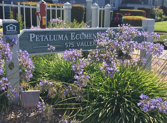 Vallejo Street Senior Apartments - Petaluma, CA