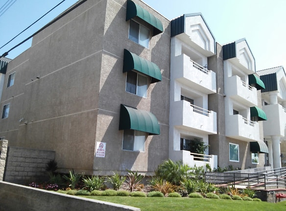 Aspen Place Apartments For Seniors - Downey, CA