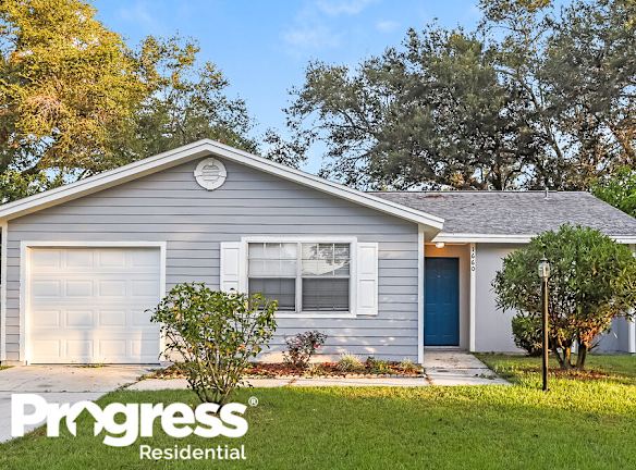 1660 Sailpoint Dr - Bartow, FL