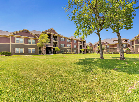 Mansions At Hastings Green - Houston, TX