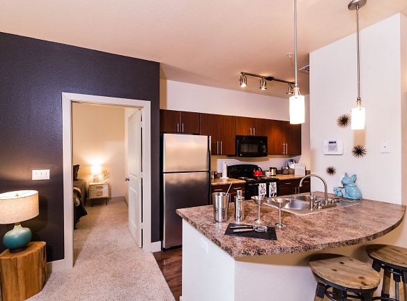 The Flats At Inverness Apartments - Englewood, CO