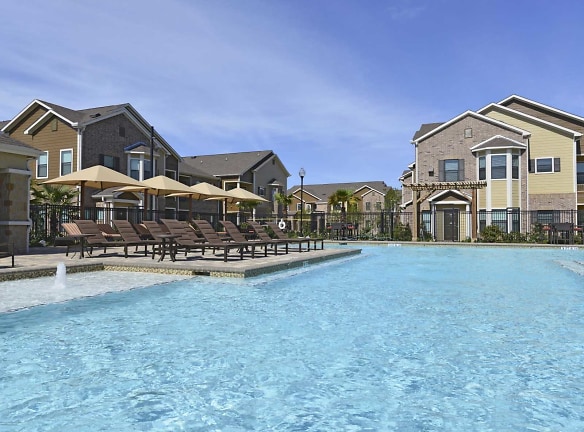 Avenues At Northpointe - Tomball, TX