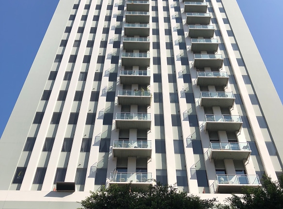 Thurman Lofts Apartments - Los Angeles, CA
