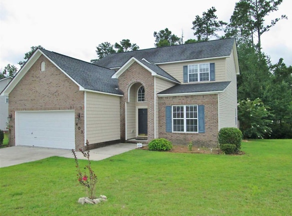 403 Stagecoach Dr - Jacksonville, NC
