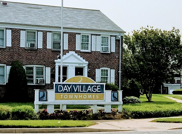 Day Village Townhomes Apartments - Baltimore, MD