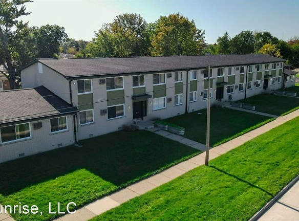 1390-1410 E Lincoln Ave Apartments - Madison Heights, MI