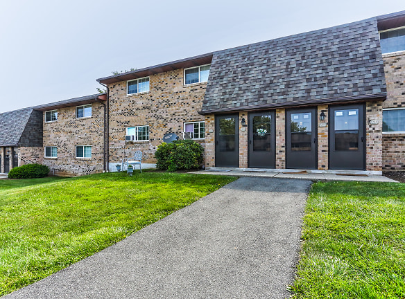 Macungie Village Apartments - Macungie, PA