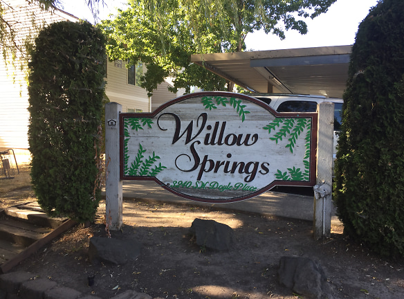Willow Springs Apartments - Beaverton, OR