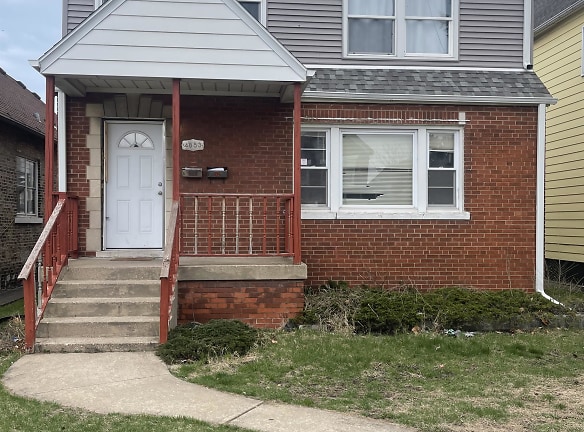 4853 Baring Ave - East Chicago, IN
